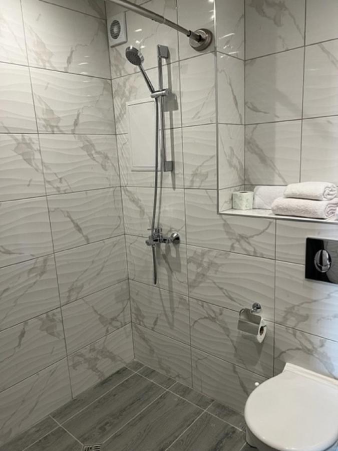 Апартамент Комфорт, Близо До Летището Sofia Exterior photo
